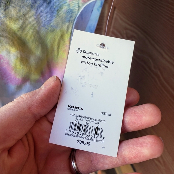 NWT SO Juniors' Shoulder Pad Dress with Self Tie Belt Tie Dye Size Medium 7/9 - Picture 4 of 16